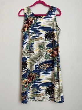 Hilo Hattie Hawaiian Dress